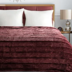 Koc Nina 150x200 burgundowy
