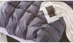Komplet pościeli dwustronnej z bawełny satynowej 200x220 w pionowe pasy