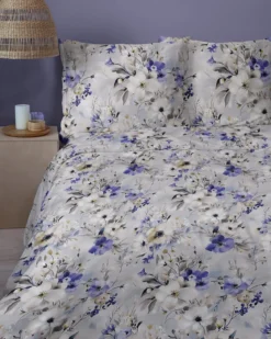 Komplet pościeli Home Satin z satyny bawełnianej 160x200 w fioletowe i kremowe kwiaty