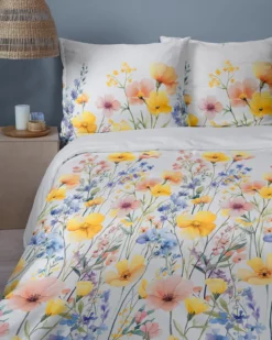 Komplet pościeli Home Satin z satyny bawełnianej 160x200 w kolorowe wiosenne kwiaty