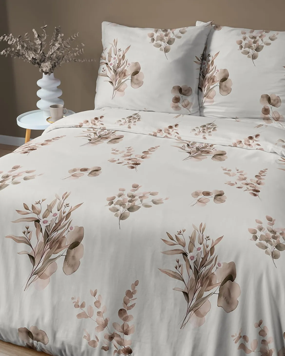 Komplet pościeli Home Satin z satyny bawełnianej 160x200 w beżowe gałązki eukaliptusa