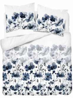 Komplet pościeli Home Satin z satyny bawełnianej 220x200 w granatowe kwiaty