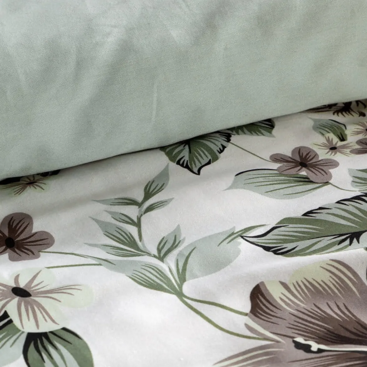 Komplet pościeli z bawełny satynowej Spring 220x200 w hibiskusy i róże
