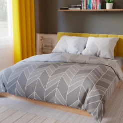 Komplet pościeli z bawełny satynowej geometryczny wzór 160x200 Nitta