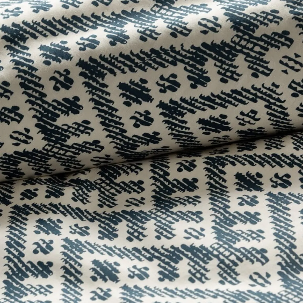 Komplet pościeli z bawełny satynowej 160x200 w drobny wzór geometryczny