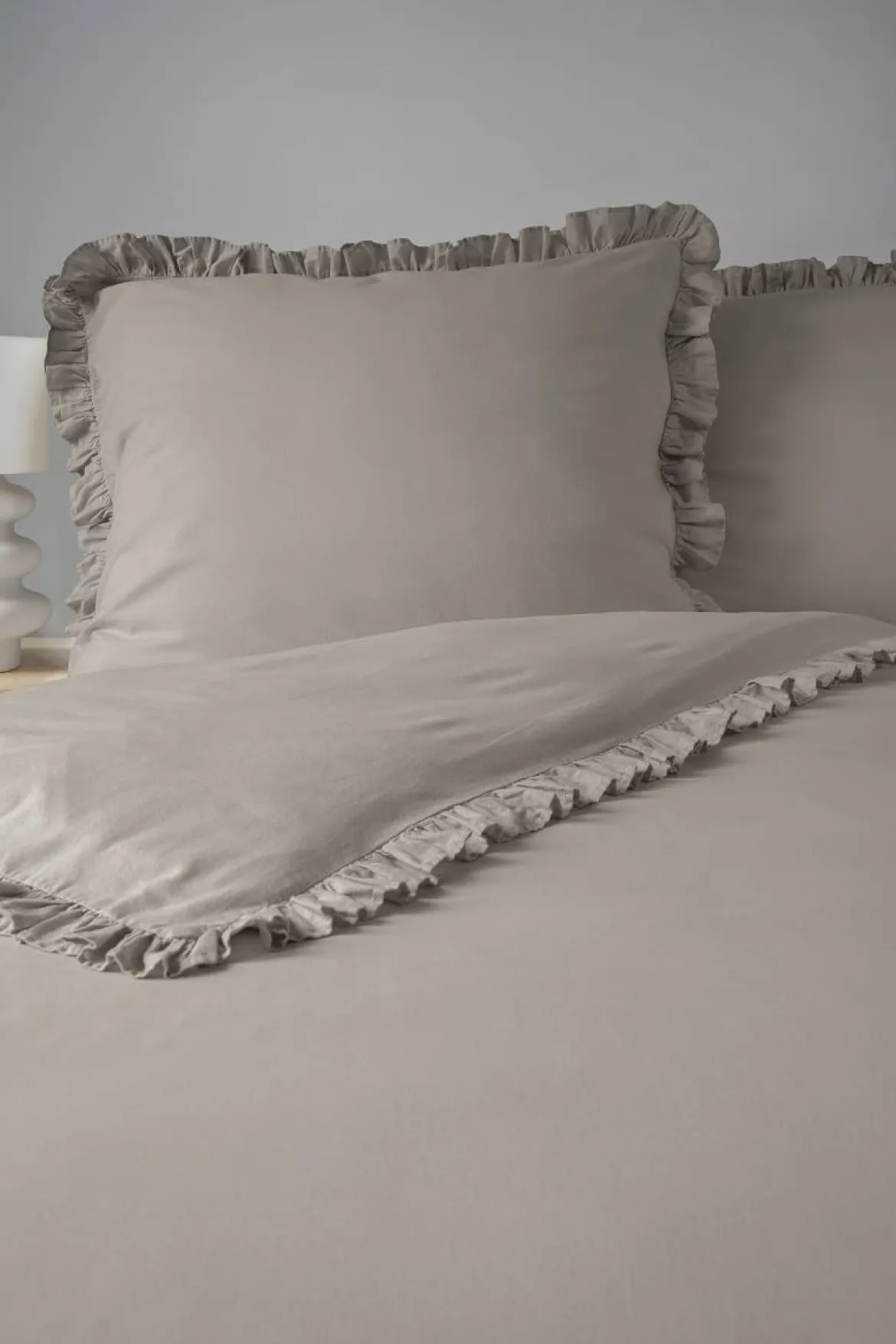 Pościel bawełniana Boho 220x200 Taupe z falbaną