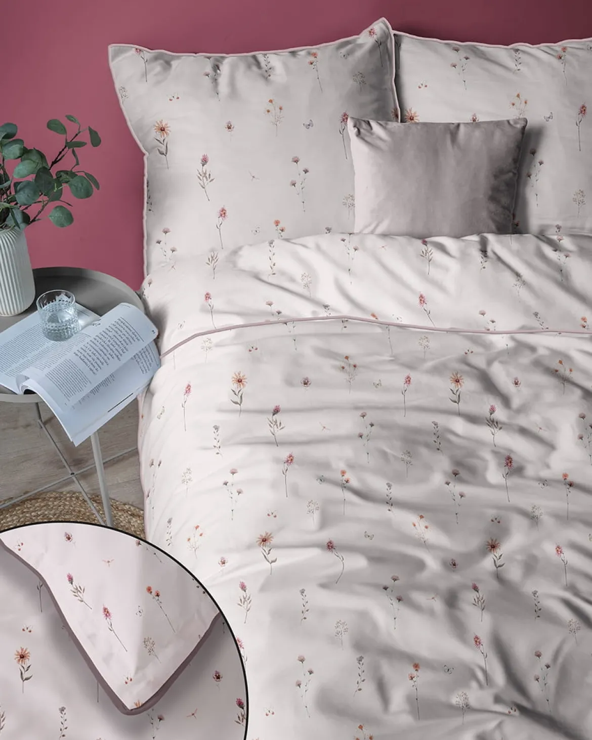 Pościel z perkalu pudrowa 220x200 Polne Kwiaty Lame Percale
